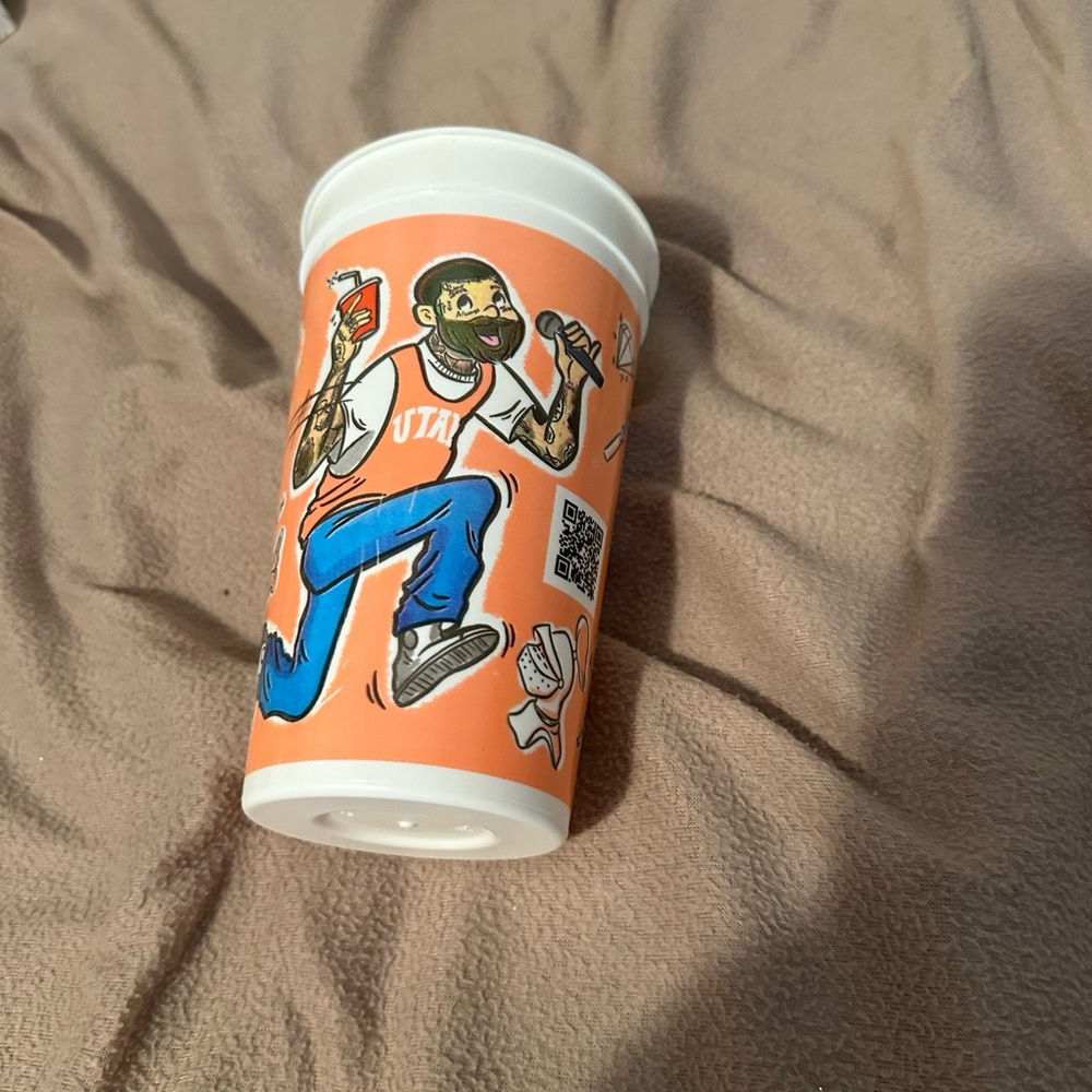 Limited edition Post Malone Colorful Graphic Tumbler. - Picture 11 of 11